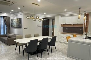 High floor 3 bedroom apartment for rent in Midtown The Peak with beautiful furniture