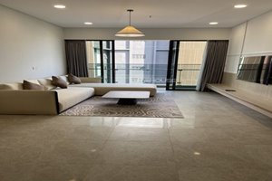 Urgent sale of 3-bedroom apartment in The River Thu Thiem with basic furniture