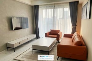 Low rent 3 bedroom apartment for rent in Midtown only 1600 USD/month full furniture