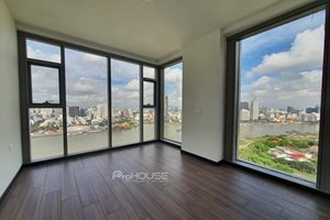 2 bedroom corner apartment for rent with the best view in Empire City