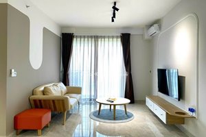 High floor apartment for rent with beautiful view at The Peak with 3 bedrooms