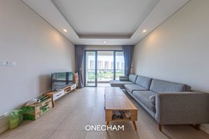 Low floor 2 bedroom apartment for rent in Diamond Island with river view