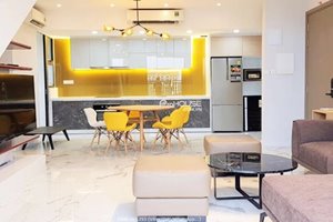 Modern duplex apartment for rent in Tower 8 of Riviera Point