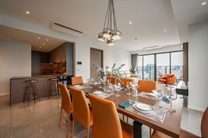 Super luxurious 3-bedroom apartment for rent at The Opera-Metropole with beautiful view