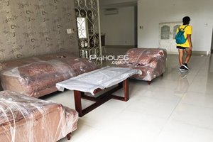 Big size apartment in Riverside Residence for rent with modern style and quiet view