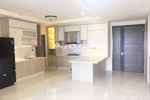 Cheap 3 bedroom apartment for rent in Midtown Phu My Hung with river view