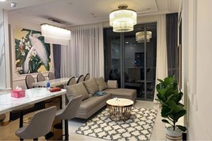 Stunning riverfront apartment for rent at Sunwah Pearl Silver House with breathtaking Saigon River views