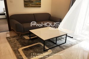 2 bedroom apartment for rent in Vinhomes Central Park, beautiful view to the park, luxury furniture