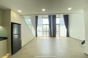 Unfurnished duplex apartment for rent in Midtown with nice and modern design