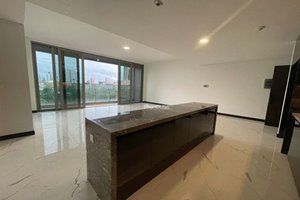 3 bedroom low floor apartment for rent with area 127m2 in Empire City