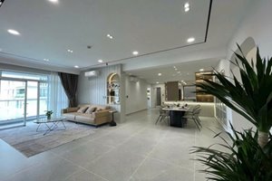 Riverside Residence apartment for rent – spacious 3-bedroom unit with luxury furnishings and river view