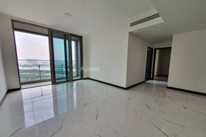 Cheap 2 bedroom apartment for rent in Empire City with nice view