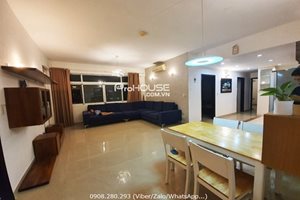 Cheap 3 bedroom apartment for rent in Canh Vien 2 with nice furniture