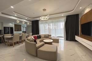 3 bedroom apartment for rent with pool view at Empire City with full furniture