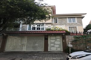 Modern villa for rent in Phu My Urban area, District 7, 4 bedrooms, nice garden, beautiful furniture