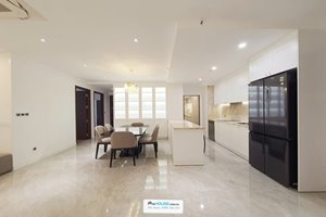 Luxury apartment for rent in Midtown The Peak - high floor and river view