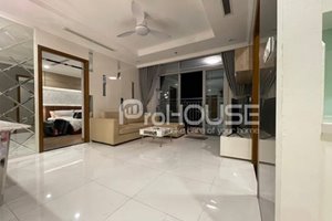 High floor apartment for sale with nice view 3 bedrooms in Vinhomes Central Park