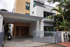 Gorgeous villa for rent in Rivera Thao Dien with basic furniture and modern style