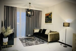 Cheap 2-bedroom apartment for rent in Empire City with full furniture
