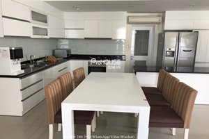 Big size apartment for rent in Riverside Residence, view to the river, 180 sqm