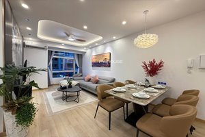Brand new 3 bedroom apartment for sale in Sky Garden with luxury furniture