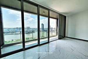 River view apartment for rent in Empire City with 3 bedrooms and large balcony