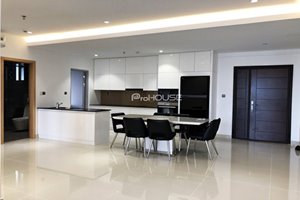 Corner 3 bedroom apartment for rent in Block A of Scenic Valley 1  with golf view