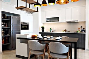 Leasing luxury apartment locating nearby Saigon River