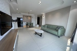 Luxury apartment for rent in Urban Hill with 2 bedroom fully furnished