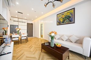 Stylish and fully equipped 2 bedrooms apartment for rent at The Antonia