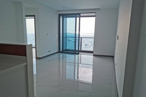 Nice view 1 bedroom apartment for rent in Sunwah Pearl with basic furniture