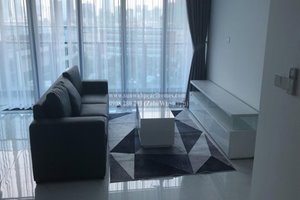 2br apartment for rent in Sunwah Pearl for rent with large space