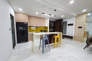 Cheapest 3 bedroom in Midtown for rent with large space and nice view