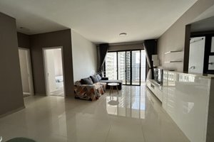 Fully furnished 2-bedroom apartment for rent in The View at cheap price