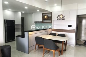 2 bedroom apartment in Happy Residence for rent having bathtub and quiet river view