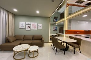 Luxury apartment for rent in Sunwah Pearl with fully modern interior