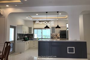 Single villa with nice garden, brand new furniture for rent in Phu My Hung, modern design, 4 bedrooms