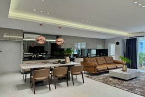 Riverpark Residence 3 bedroom luxury apartment for sale with premium furnishings