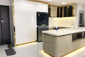 Luxury 2 big bedroom for rent in Scenic Valley with view to the golf course