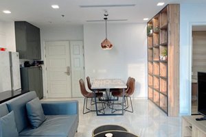 2-bedroom luxury apartment for rent in Vinhomes Golden River at cheap price