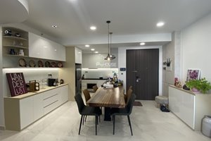 Beautiful 2 bedroom apartment for rent in Midtown M7 with full furniture