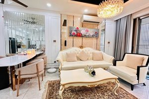 Beautifully designed 2 bedroom apartment for rent at Midtown