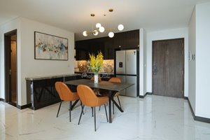 Empire City apartment for rent with 2 bedrooms full of beautiful furniture at cheap price