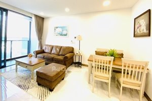 Cheap large apartment for rent in Sunwah Pearl with 3 bedrooms