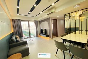 Beautiful and good rental 2 bedroom apartment in Midtown M7 for rent