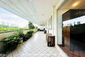 Big size apartment for rent in Grand View D with renovated furniture - 170m2-3brs