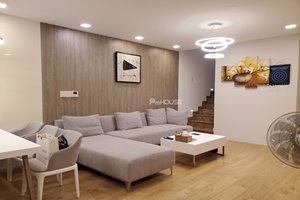 Star Hill duplex for sale with 3 bedrooms full of new and high-class furniture