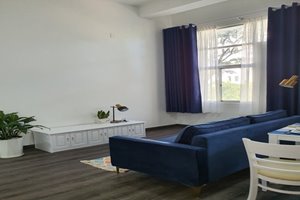 Duplex for rent in Hung Vuong with brand new furniture