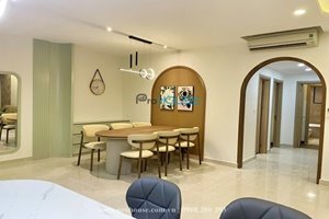A brand new 3 bedroom apartment for rent in Riverpark Premier with premium furniture