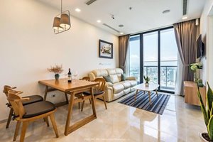 Vinhomes Golden River for rent with full furniture open view to landmark 81